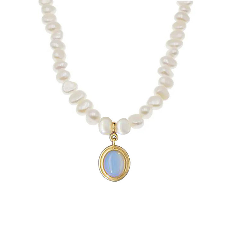 Round Medal Pearl Necklace Irregular Pearl - Image 3