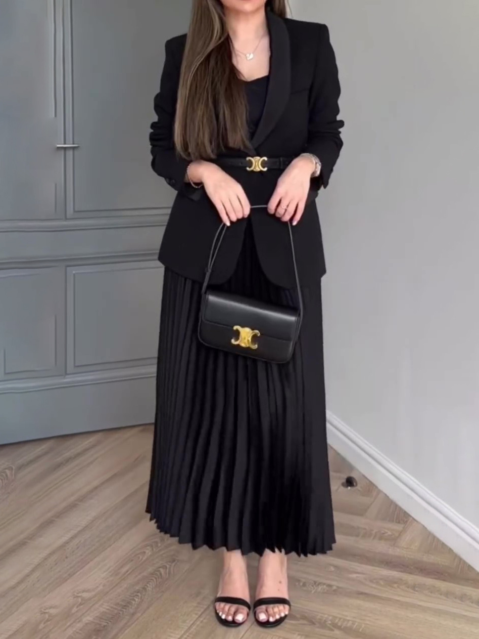 Solid Color Blazer & Pleated Skirt Suit - Image 4